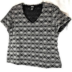 Embroidered short sleeve lined front stretch top